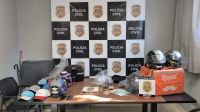 homem-e-achado-morto-junto-a-placa-em-mt:-morri-porque-roubei