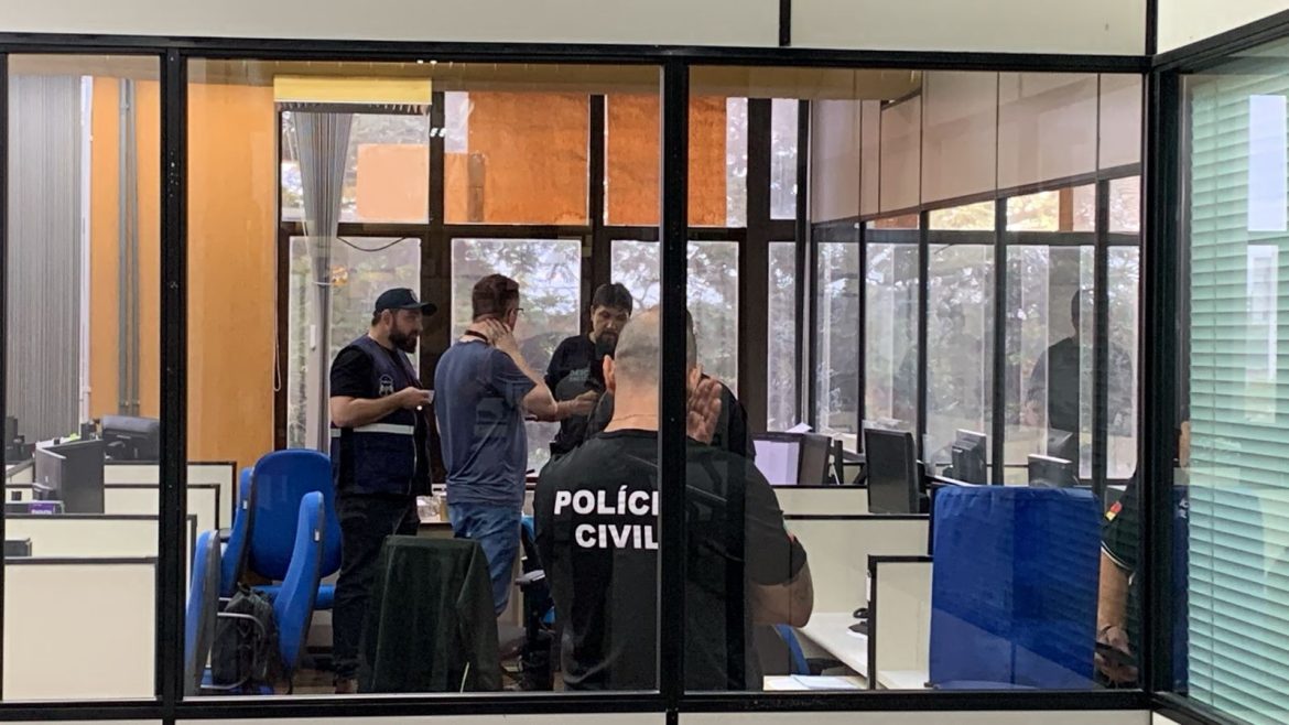 sede-de-prefeitura-e-alvo-de-operacao-que-investiga-acesso-indevido-a-dados-de-ex-prefeita-de-novo-hamburgo