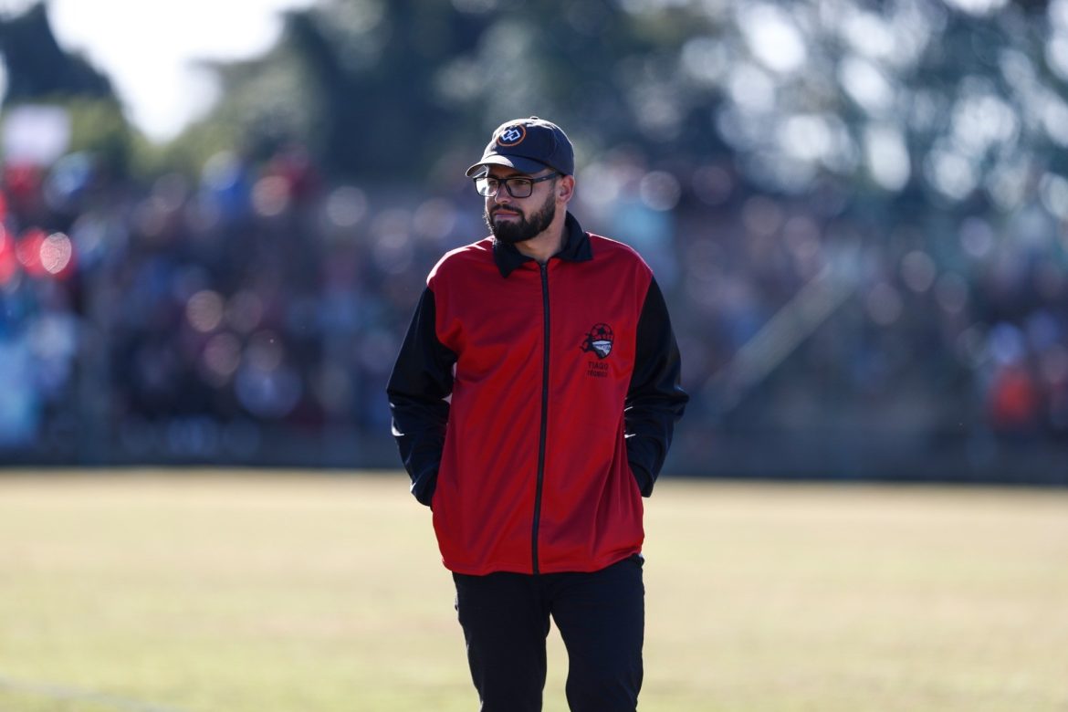 treinador-de-futebol-feminino-campeao-em-2021-morre-em-acidente-no-rs