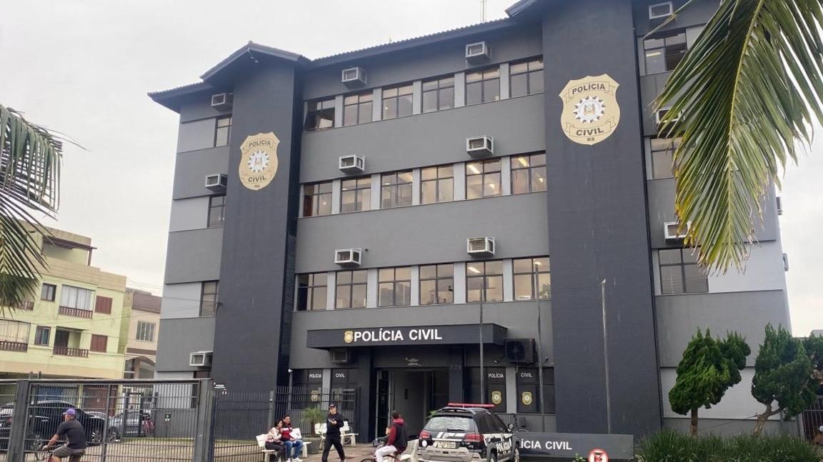 mulher-trans-morre-apos-aplicacao-de-silicone-industrial-em-procedimento-caseiro-no-litoral-norte-do-rs,-diz-policia