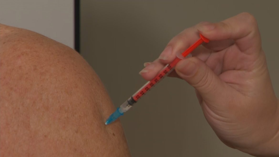 campanha-de-vacinacao-contra-a-gripe-comeca-no-rs;-porto-alegre-inicia-aplicacao-nesta-segunda-feira:-veja-quem-pode-se-vacinar