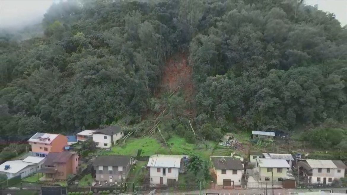 um-ano-apos-deslizamentos,-bairro-da-serra-do-rs-aposta-no-turismo-para-se-reerguer