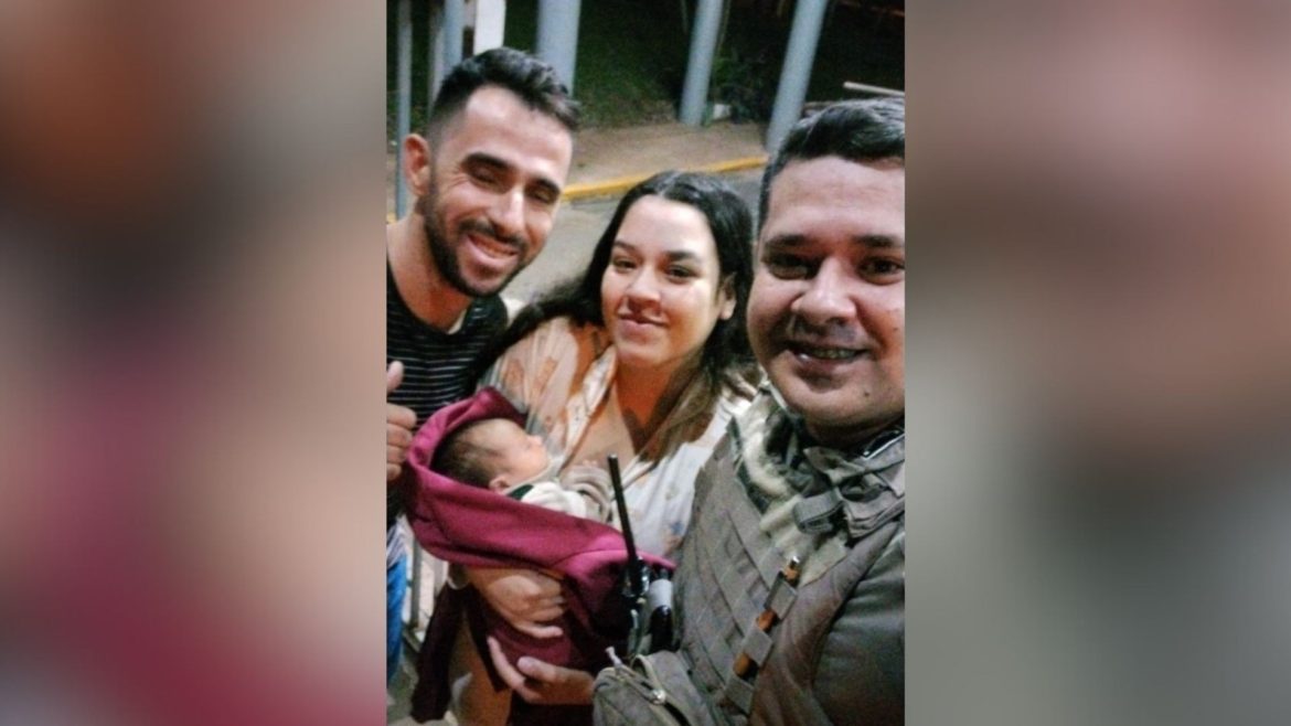 ‘milagre’:-soldado-salva-recem-nascido-engasgado-em-passo-fundo