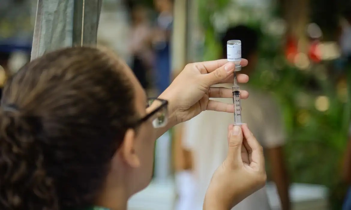 porto-alegre-declara-emergencia-em-saude-publica-por-alta-de-casos-respiratorios-graves