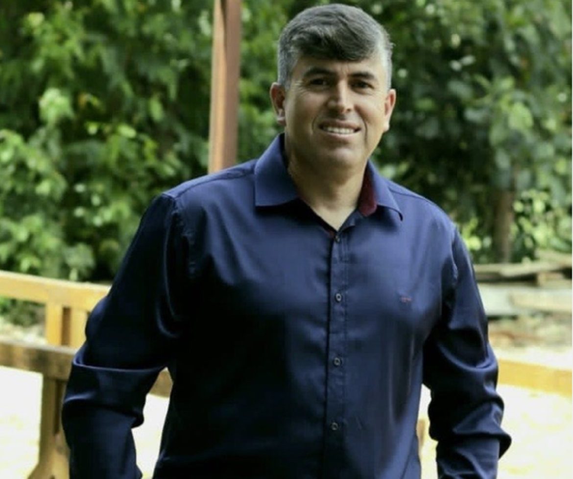 cantor-de-sertanejo-gospel-e-empresario:-quem-era-o-pastor-sergio-carvinho,-que-morreu-apos-passarmalemculto