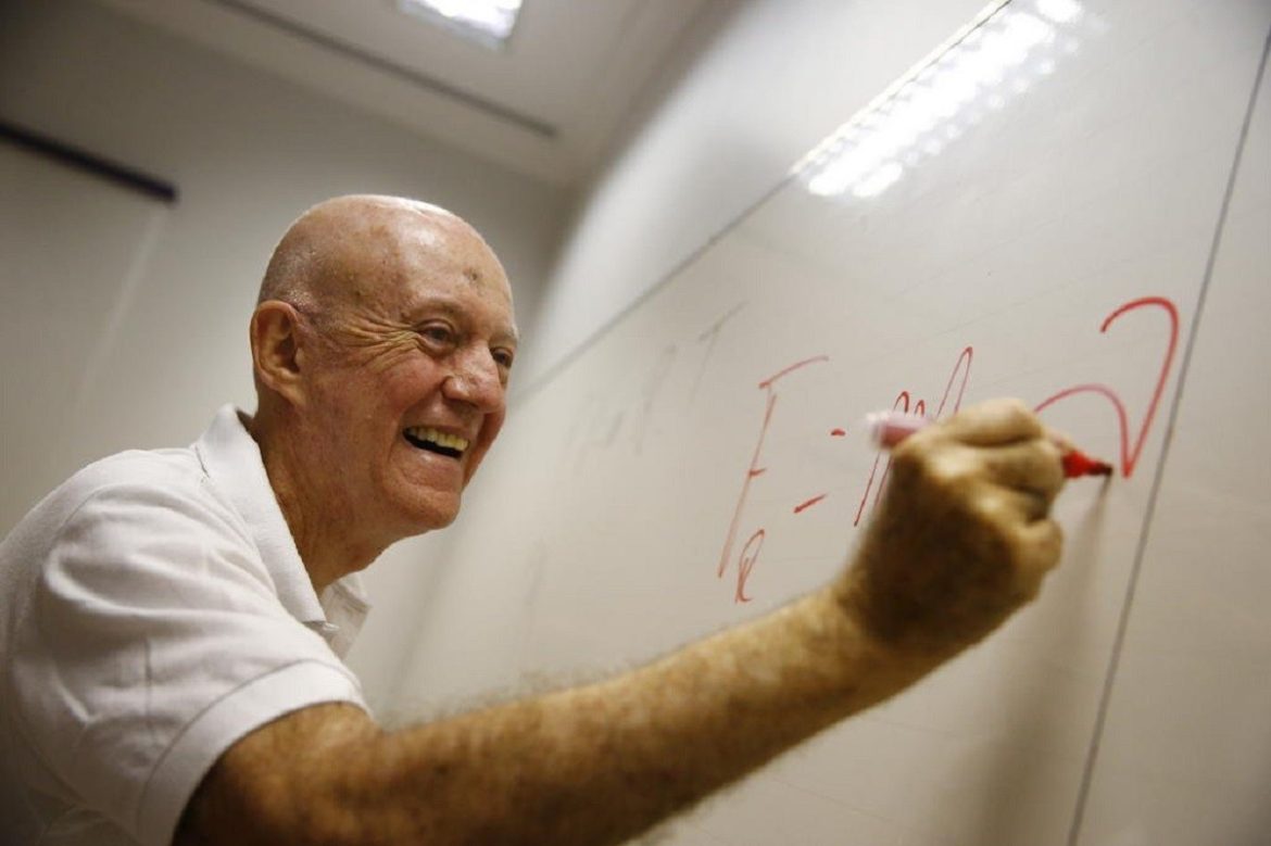 morre-enio-kaufmann,-professor-de-fisica-e-fundador-de-curso-pre-vestibular-no-rs