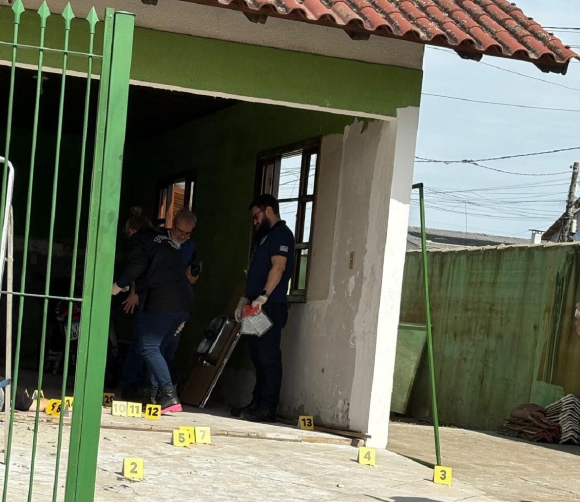 homem-e-morto-com-37-tiros-em-canoas,-afirma-policia-civil