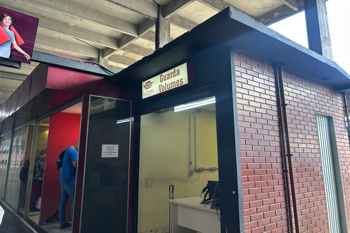 dna-de-tronco-que-estava-em-mala-na-rodoviaria-e-o-mesmo-de-restos-mortais-deixados-em-sacolas-de-lixo-em-porto-alegre,-diz-igp