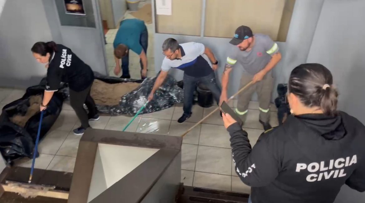 temporal-alaga-sede-da-policia-civil-do-rs-e-deixa-inoperante-sistema-usado-para-investigacoes