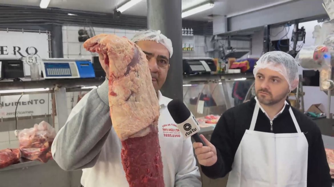 picanha,-costela,-vazio:-acougueiro-gaucho-com-40-anos-de-experiencia-explica-quais-carnes-sao-melhores-para-churrasco,-bife-e-ate-air-fryer