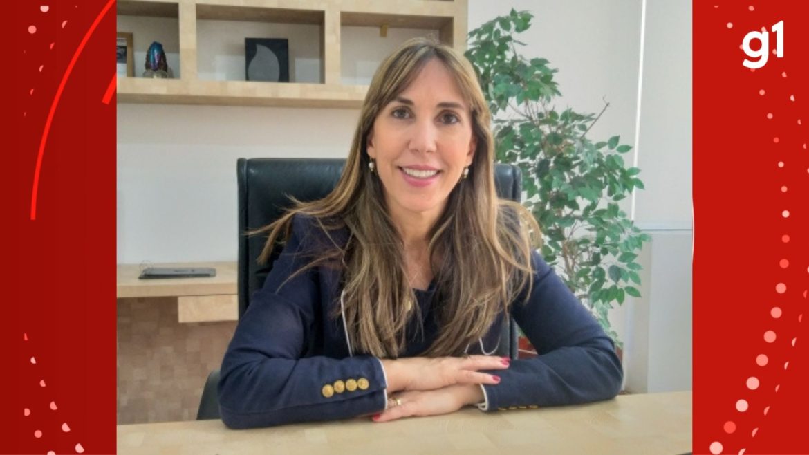 promotora-de-justica-e-afastada-apos-suspeitas-de-usar-funcionarios-do-mp-para-escrever-dissertacao-de-mestrado-e-fazer-compras-no-rs