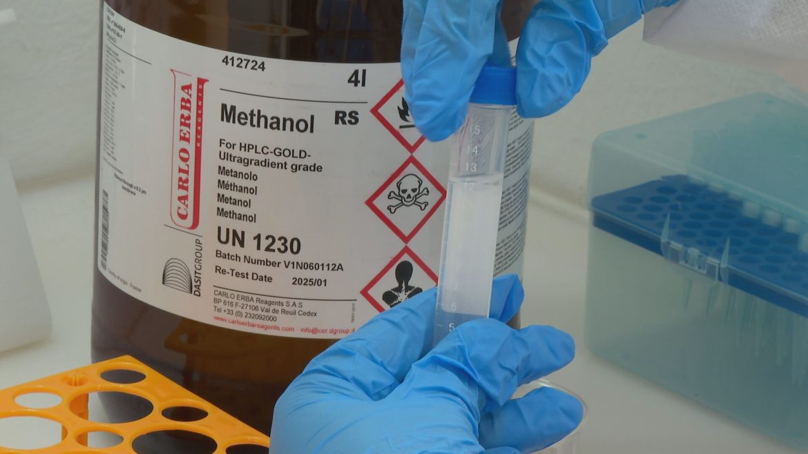 rs-tem-dois-casos-em-investigacao-por-intoxicacao-de-metanol,-diz-ministerio-da-saude
