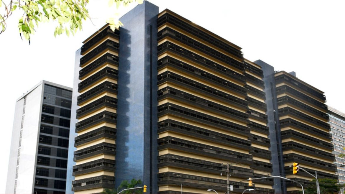 ex-assessor-da-justica-do-rs-e-suspeito-de-causar-prejuizo-de-r$-10-milhoes-a-colegas-com-piramide-financeira