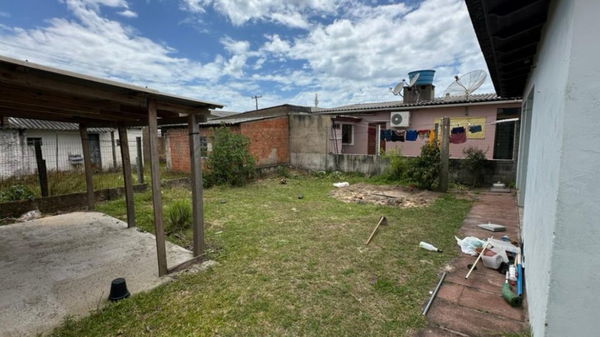 mulher-desaparecida-ha-12-dias-e-encontrada-morta-dentro-de-fossa-no-patio-de-casa-no-litoral-do-rs-e-companheiro-e-preso,-diz-policia
