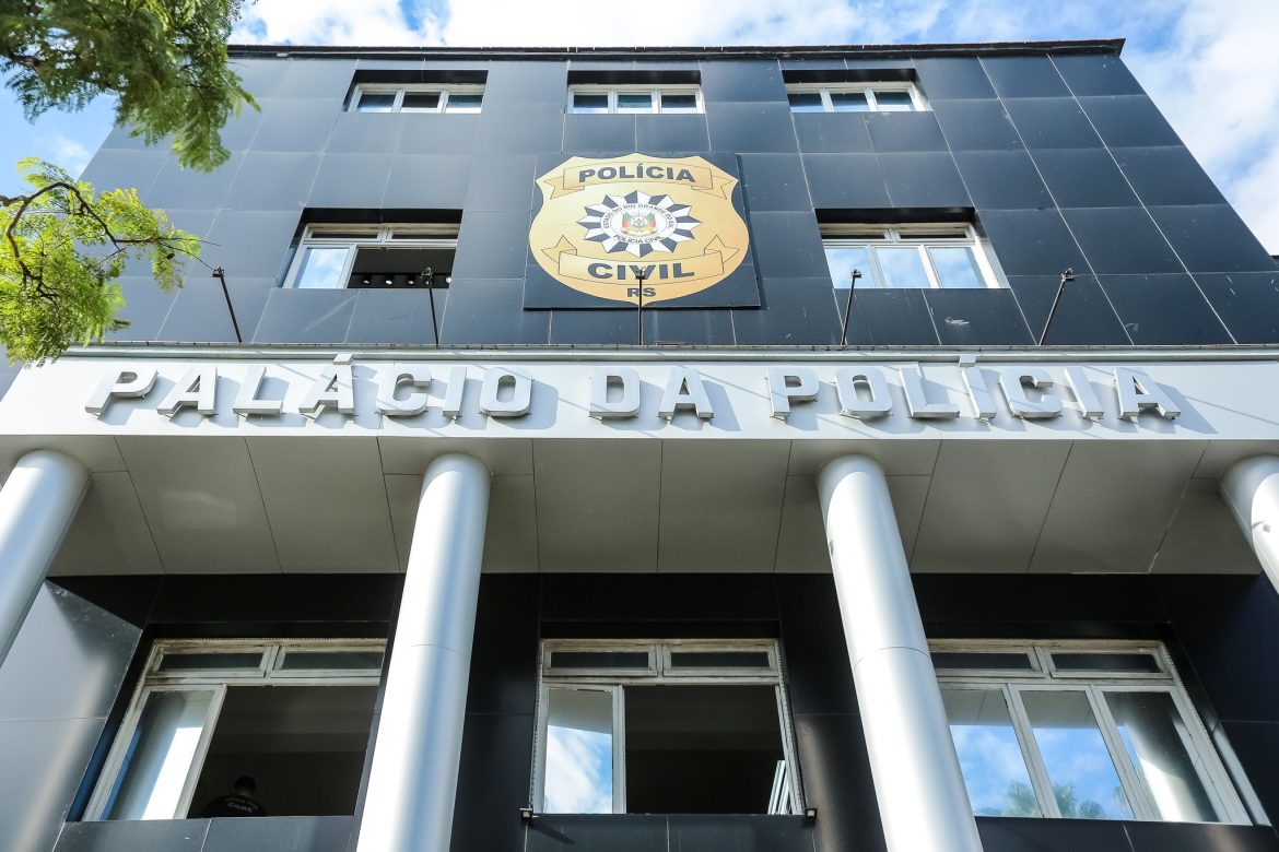 jovem-morre-apos-ser-atingido-por-helice-do-motor-de-lancha-em-porto-alegre