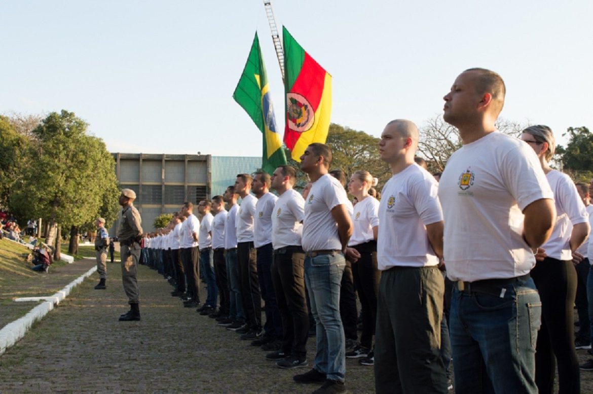 governo-anuncia-convocacao-de-1,2-mil-novos-soldados-no-rs