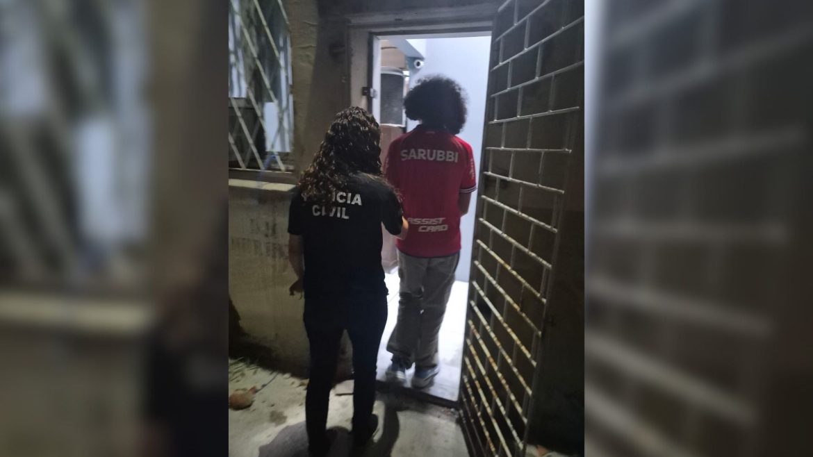 fotografo-suspeito-de-vender-fotos-intimas-de-mulheres-em-site-adulto-sem-consentimento-e-preso-no-rs