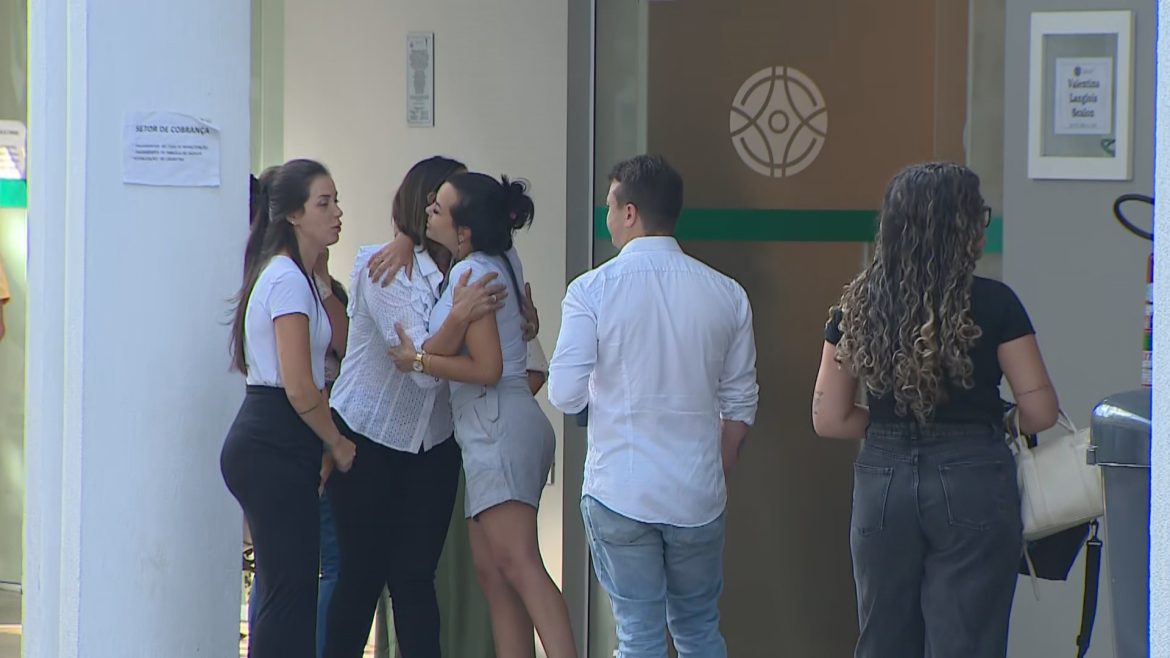 menina-de-7-anos-que-morreu-apos-desabamento-de-laje-e-velada-em-porto-alegre