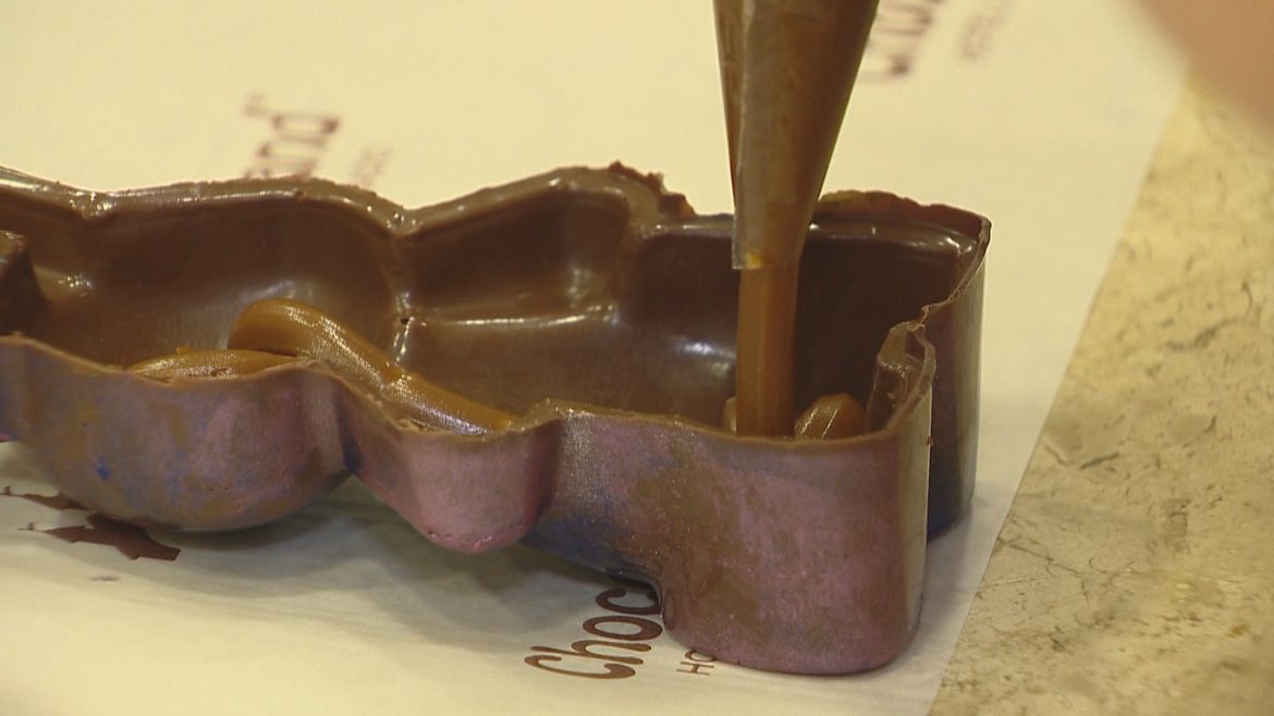 pascoa-em-gramado-dura-1-mes:-o-que-faz-a-capital-nacional-do-chocolate-artesanal-chegar-a-840-toneladas-de-producao