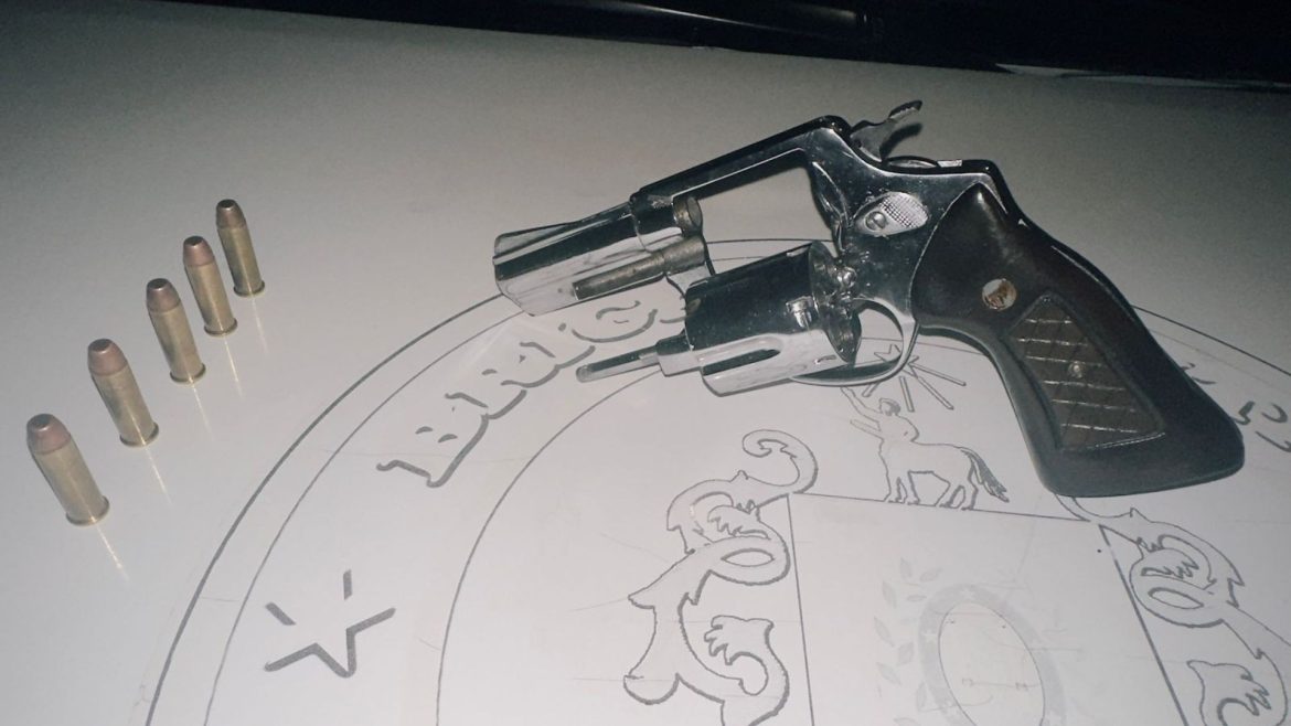 adolescente-e-apreendido-suspeito-de-matar-casal-em-porto-alegre;-vitimas-foram-encontradas-em-carro