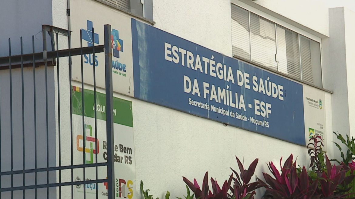para-‘driblar’-filas-em-posto-de-saude,-pacientes-do-sus-sao-orientados-a-pagar-por-exames-no-rs;-secretaria-apura-irregularidade