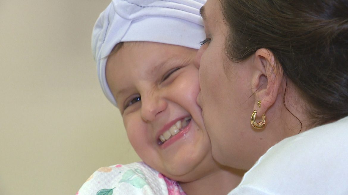 a-forca-do-amor:-como-maes-transformam-dor-do-cancer-infantil-em-rede-de-apoio-e-resistencia-em-porto-alegre