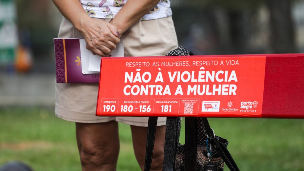 porto-alegre-lanca-projeto-que-paga-transporte-para-mulheres-vitimas-de-violencia-buscarem-ajuda