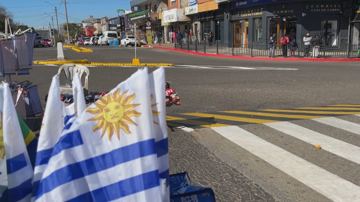 na-fronteira-com-o-brasil,-torcida-aposta-em-vitoria-uruguaia-contra-a-espanha:-‘nao-e-contra-qualquer-timezinho’
