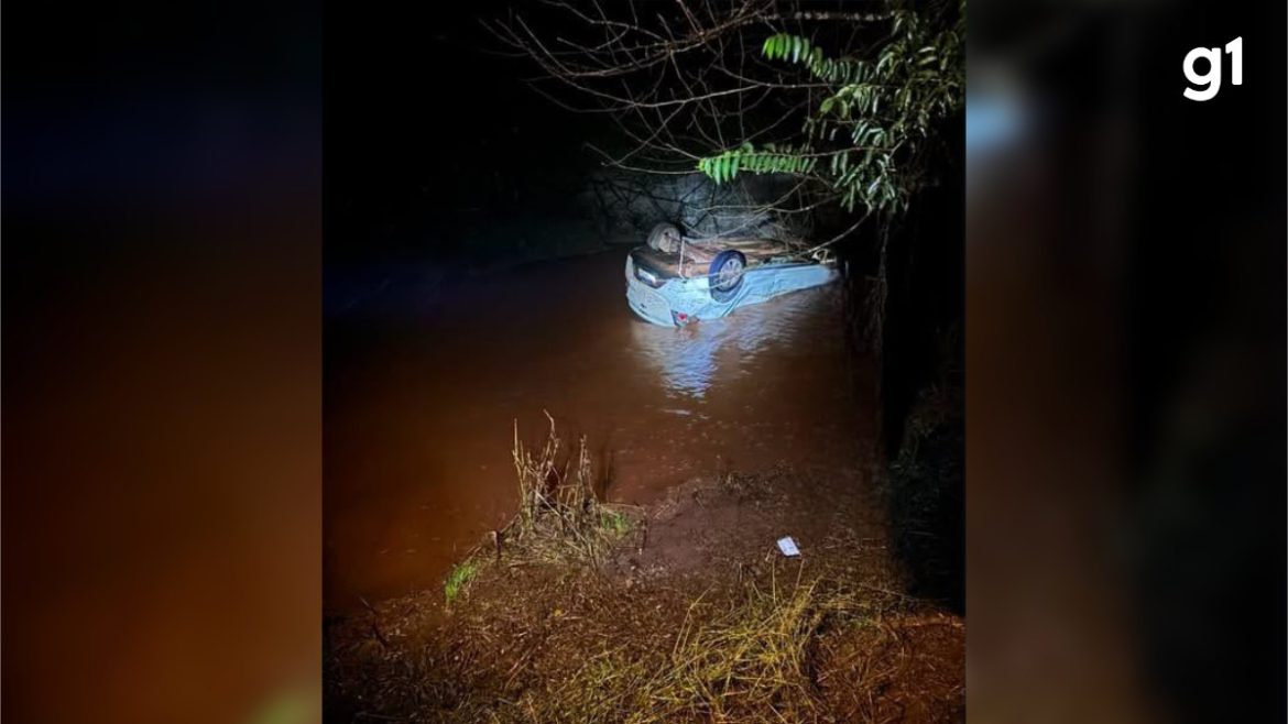 adolescente-morre-preso-a-cinto-de-seguranca-apos-carro-cair-em-rio-no-interior-do-rs