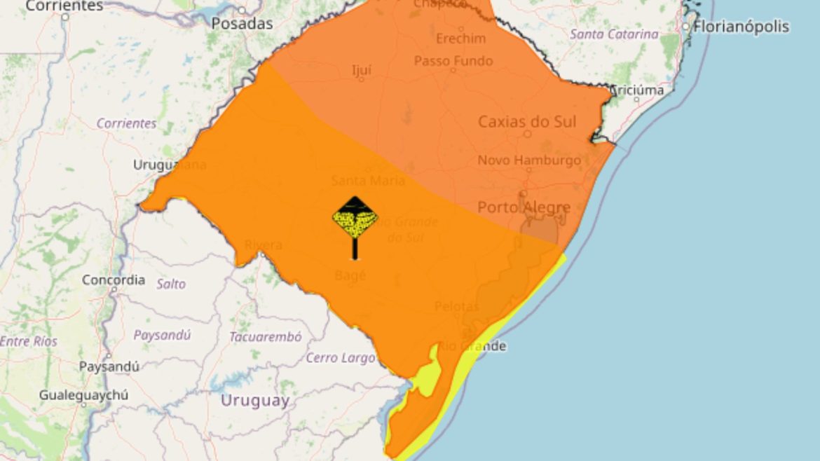 inmet-emite-aviso-laranja-para-temporais,-granizo-e-ventos-de-ate-100-km/h-no-rs